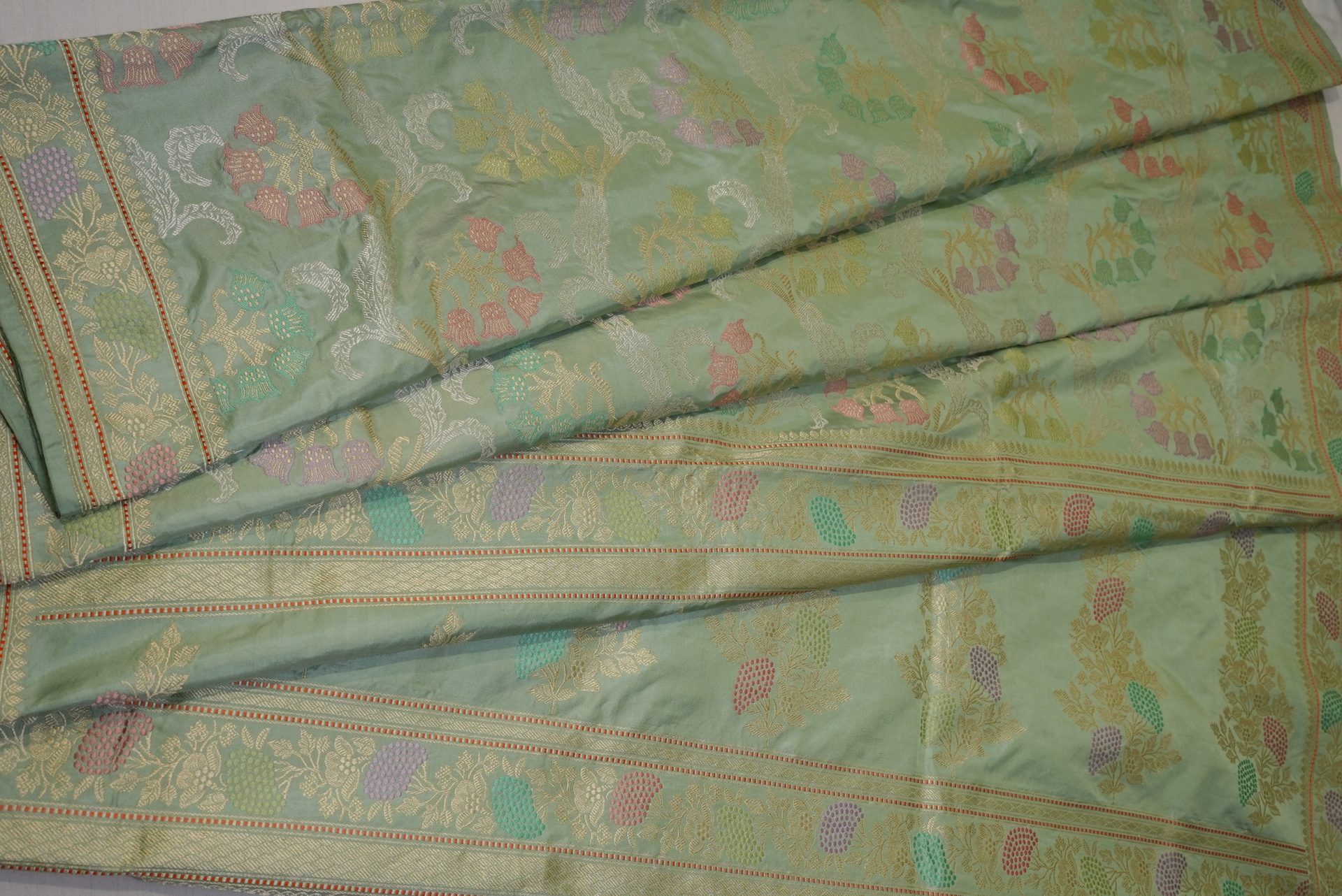 Pista Green Premium Pure Kadwa Katan Banarasi Saree